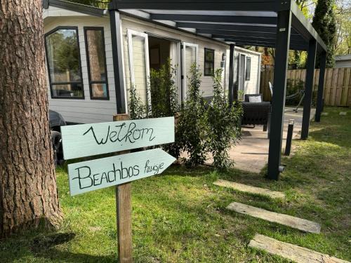 Bosgebied Hoenderloo Ski Chalet | Welkom in het beachbos I Onthaasten op de Veluwe