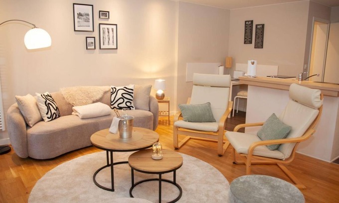 Gusterath Bed & Breakfast | Wellness apartment 14 - Living room Gusterath guests & boarding house