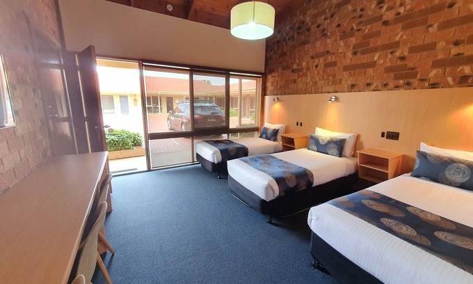 Werribee Hotel | Werribee Park Motor Inn