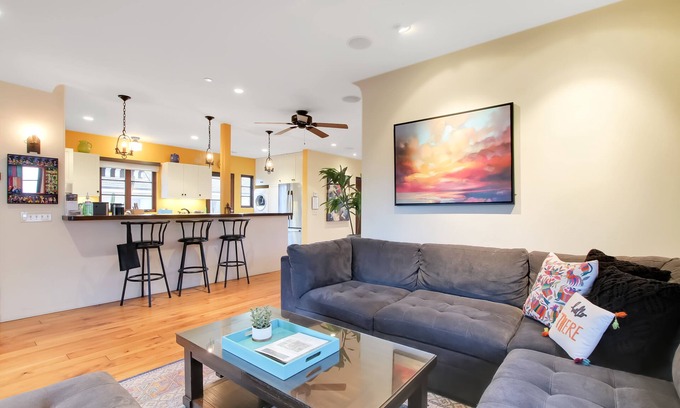 West Beach Villa | West Beach Villa 6 - High end design/construction - Walk to pier, State St., Funk Zone, beach!