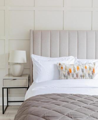 Hounslow Central Apartment | West London - Easy London Underground Access