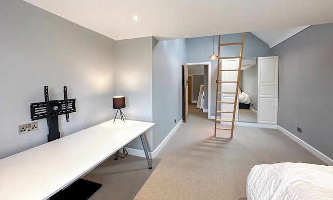 West Parley House | West Parley Manor by Grandeur Property