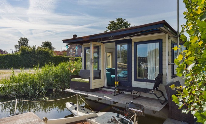 Municipality of Aalsmeer Apartment | Westeinder Serenity Aalsmeer