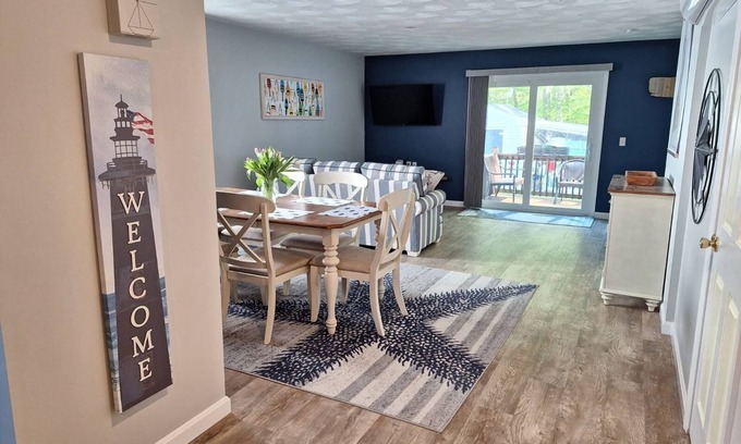 Westerly Apartment | Westerly Getaway- Short drive to the beach, Walk to Downtown Shops & Restaurants