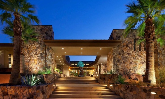 Palm Desert Resort | Westin Palm Desert 1-bedroom resort with fitness room, WiFi