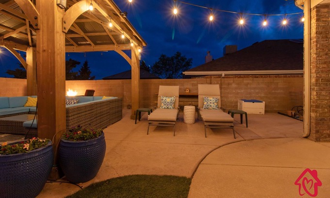 Westside House | Westside Oasis -Backyard Resort