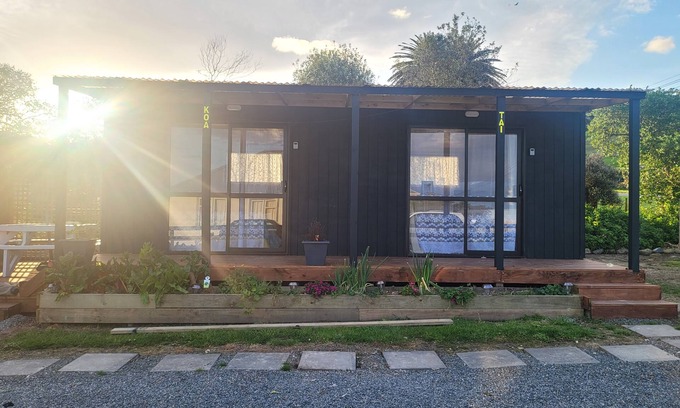 Porangahau Cabin | Whare Koa awaits to provide that relaxing ambience for you with all day sun!