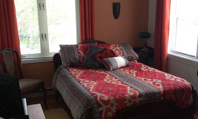 Granby Bed & Breakfast | Where to sleep in Granby, Qc - Room 3