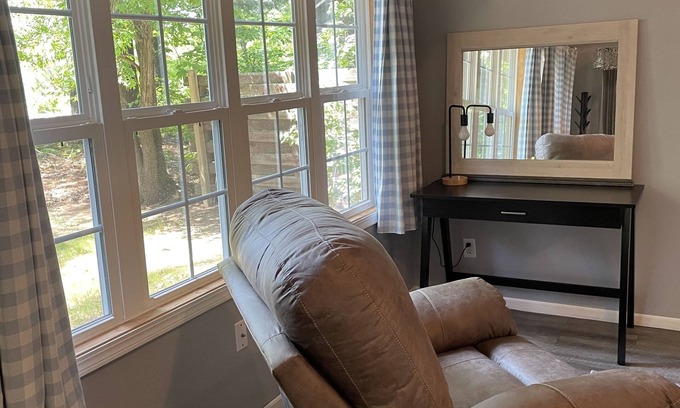 Wyoming House | Where you can REST.RELAX.RENEW! - The Cozy Cottage
