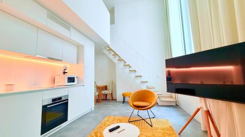 Aveiro Apartment | White Garden