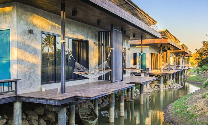 Khanong Phra Hotel | White Knot Khao Yai