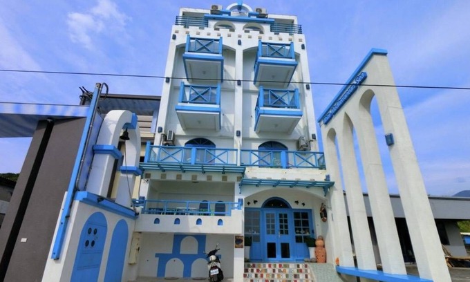 Hualien House | White Mediterranean