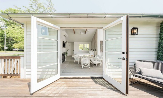 Washington House | White Moose Inn