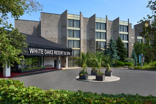 Glendale Resort | White Oaks Conference & Resort Spa