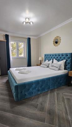 Curtea De Arges Apartment | White rezidence II