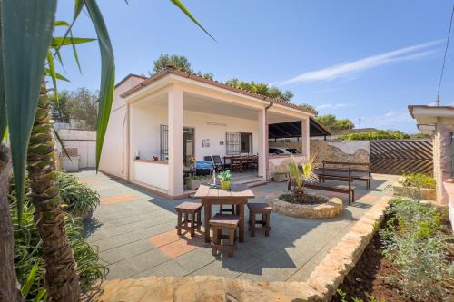Torre Squillace Villa | White Sand Private Villa