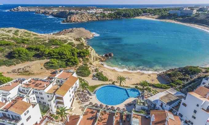 Arenal d'en Castell Apartment | White Sands Beach Club
