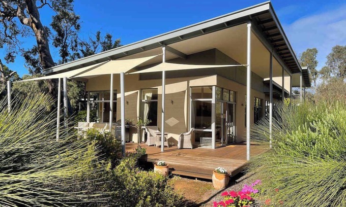 Yallingup Apartment | White Tree Retreat, Yallingup hills