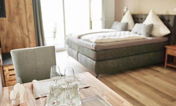 Mainz-Bingen Apartment | White wine apartment with panoramic view