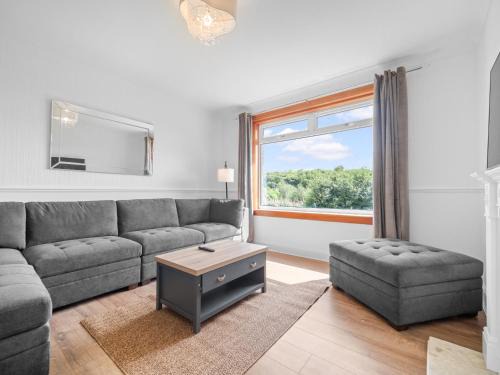 Bathgate Apartment | Whiteside 3 Bedroom Apartment - Bathgate