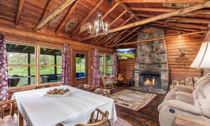 St Croix Falls Cabin | Who knew "Up North" could be so close to home!
