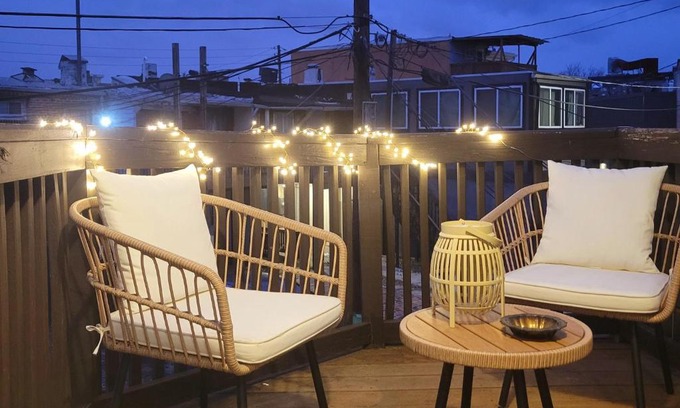 Downtown Baltimore Apartment | Whole House Walking Distance Stadium Free Parking