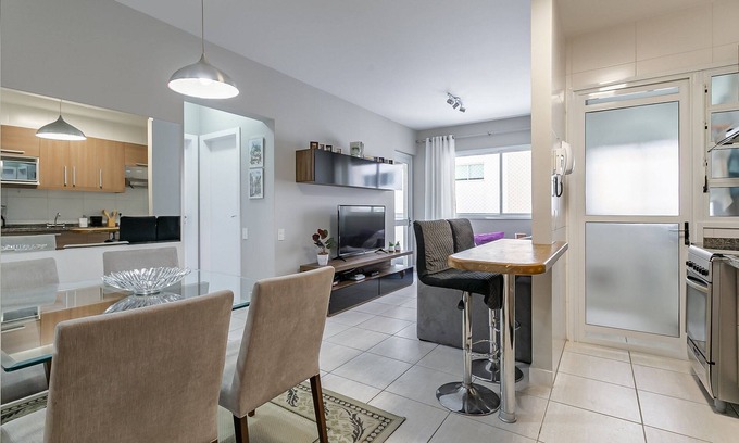 Centro Apartment | WI-FI 300MB | 200m from Beiramar Shopping #CA56