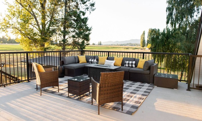 Burlington Other | Wide Open Spaces and Views! 3bdr Farmhouse Loft