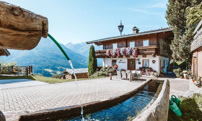 Bramberg am Wildkogel House | Wiedhölzl by Interhome