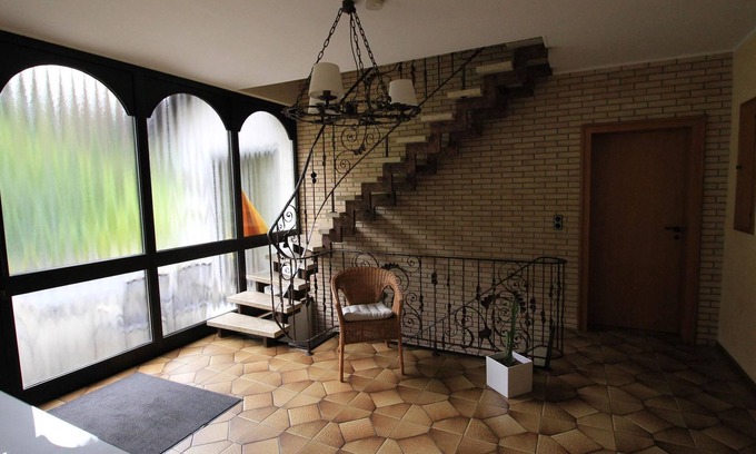 Mechernich House | Wiegmann's vacation home - 10-bed vacation home, 2x bath/WC, 5 bedrooms