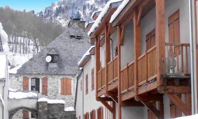 Vignec Apartment | Wifi, Ground floor, swimming pool, tv, ski locker, 37m², Saint Lary Soulan