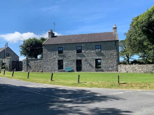 New Quay House | Wild Atlantic Way Historic House in the Burren 2 night min stay