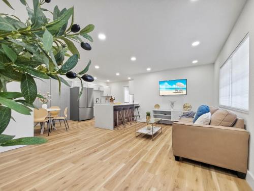 Tampa House | Wilderness Escape, by Breathtaking Natl Park