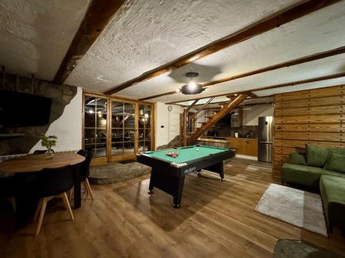 Czernichow Villa | Willa Hacienda