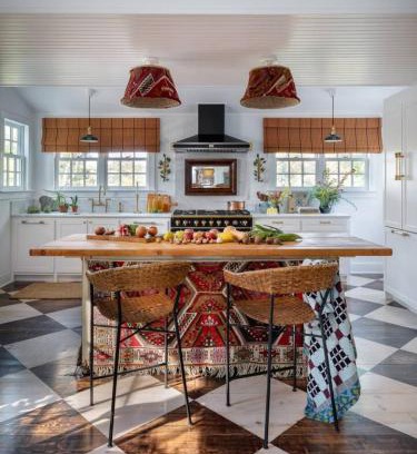 Pine Plains House | Willow Vale - Stunningly Designed Historical Icon with Hot Tub