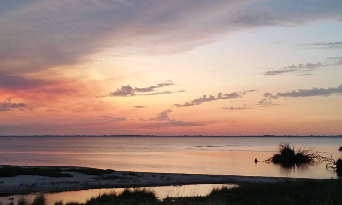 South Yunderup House | Willow Waters Holiday Home FREE Wi-Fi