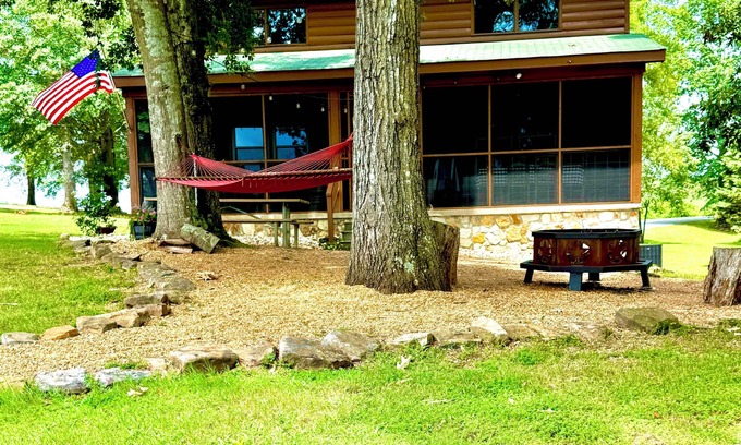 Town Creek Cabin | Wilson Lake, Private Dock, Pool, RTJ Golf Close by Still have summer dates