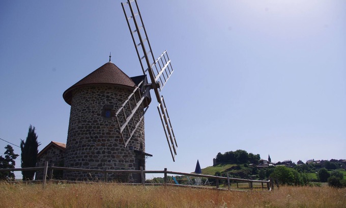 Coren House | Windmill gite unusual