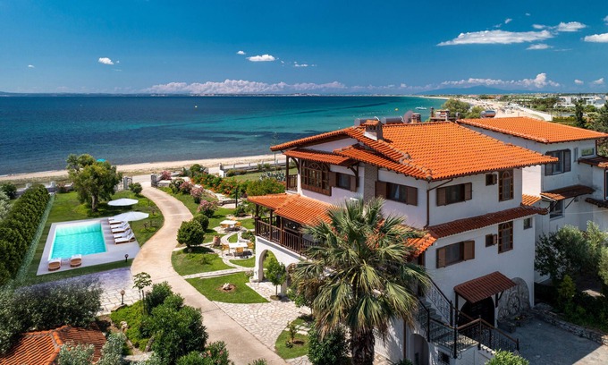 Kalivia Poliyirou Villa | Windmill Villa, a beachfront villa with private pool, for relaxing holidays