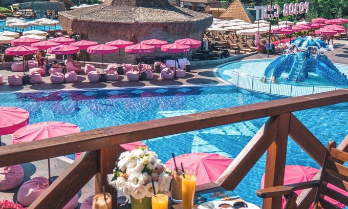 Elin Pelin Resort | Windmills Resort