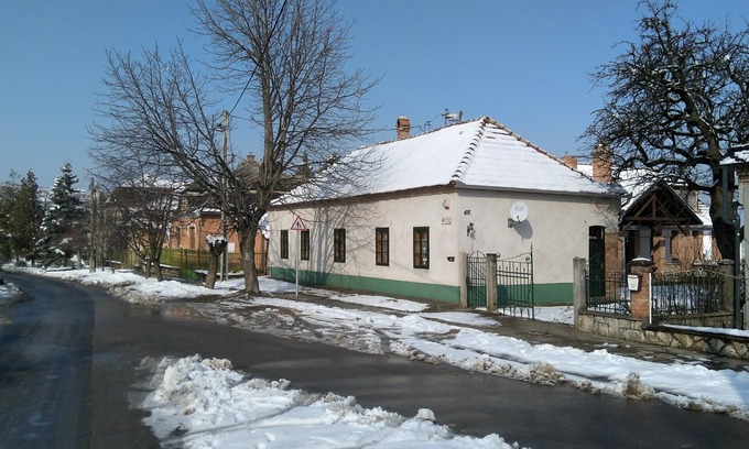 Dunaszentmiklos Apartment | Wine and relax in Wineregion 1751