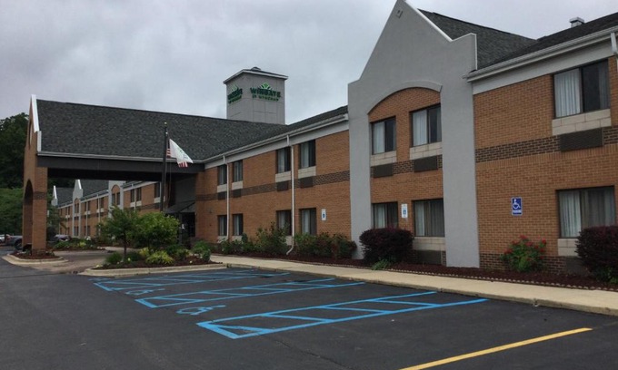 Brighton Hotel | Wingate by Wyndham Brighton