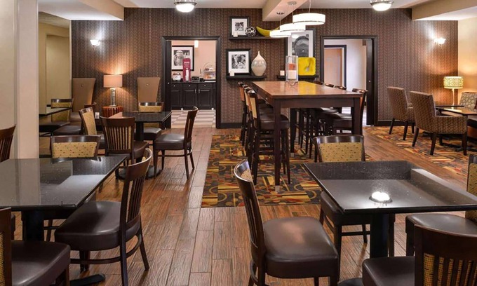 Steubenville Hotel | Wingate by Wyndham Steubenville