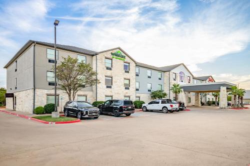 Southwood Valley Hotel | Wingate by Wyndham College Station South
