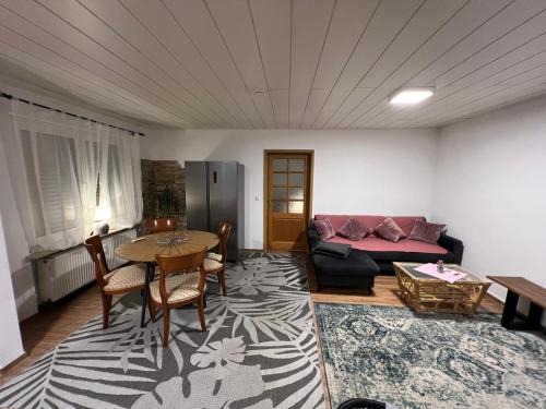 Winningen Apartment | Winningen Ferienwohnung Beste Lage Terrasse