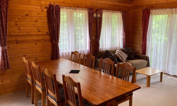 Madarao Mountain Resort Cottage | Winter Only Private Cottage Chamonix4 / Myoko Niigata