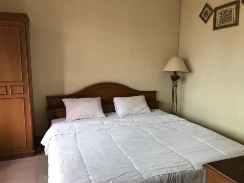 Laweyan Hotel | Wisma Atma Bhakti near Solo Square Mitra RedDoorz