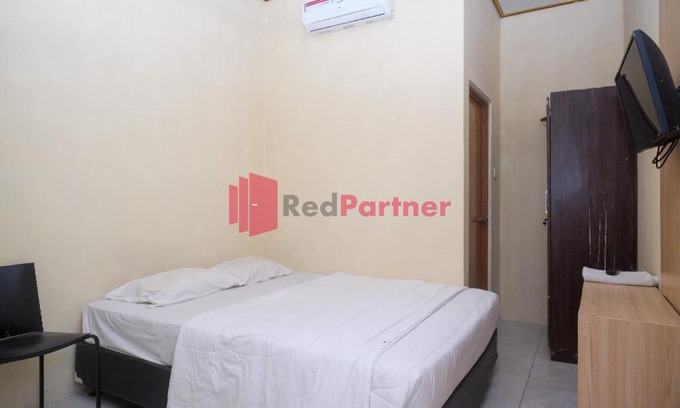 Surakarta Hotel | Wisma Fortuna Syariah Mitra RedDoorz
