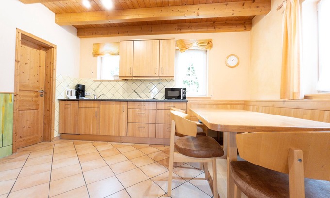 Niederberndorf House | Witch's house with 2 bedrooms