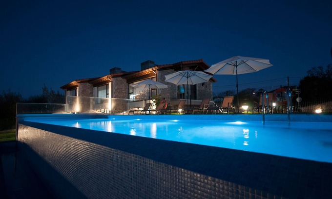 Garana Apartment | With pool and views of the jesters. Ideal for families